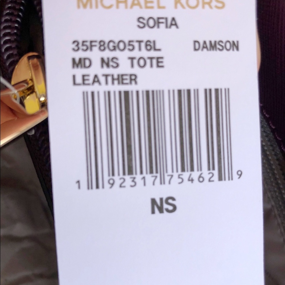 Gaby’s Bags👜- NWT Michael Kors Satchel💕 - Picture 7 of 7